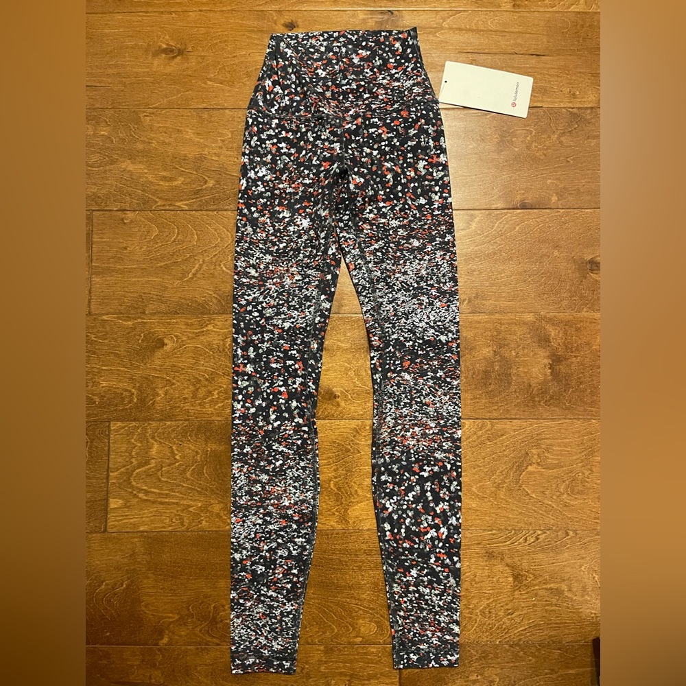 NWT Lululemon Aligns